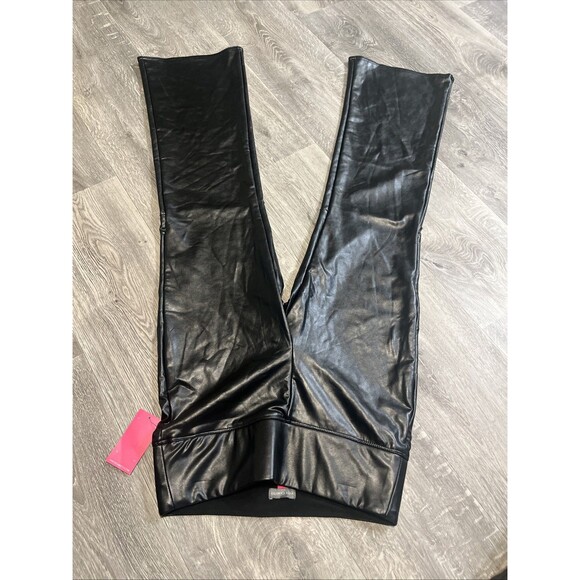 VINCE CAMUTO Women’s Faux Vegan Leather Bootcut Pants Black Size Small (28x29) - Picture 6 of 12